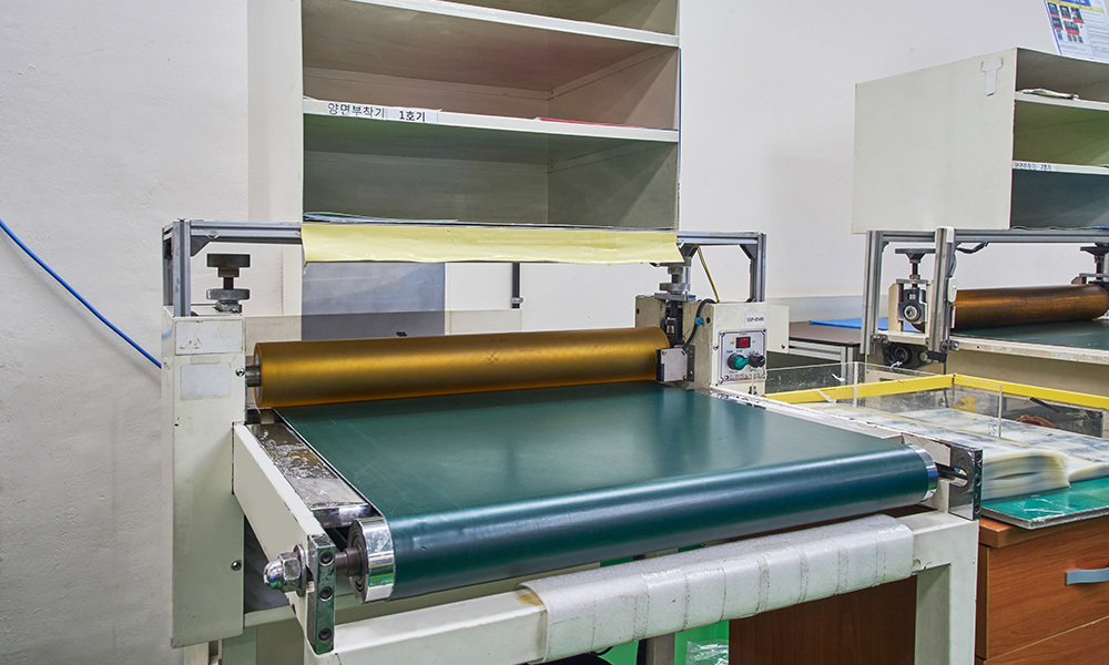 3 Attachment machines